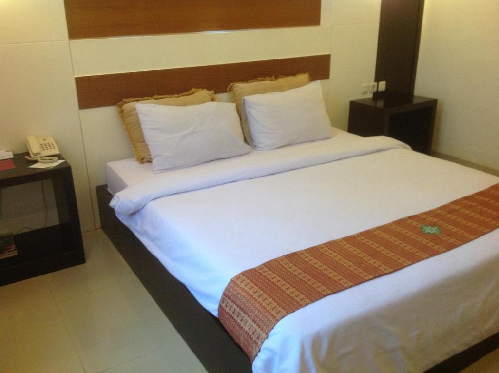 Hotel Swarna Dwipa Palembang Zewnętrze zdjęcie